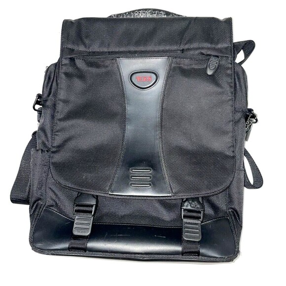 TUMI BLACK NYLON BACKPACK SHOULDER MESSENGER BAG 589C Computer padded READ - Picture 1 of 16
